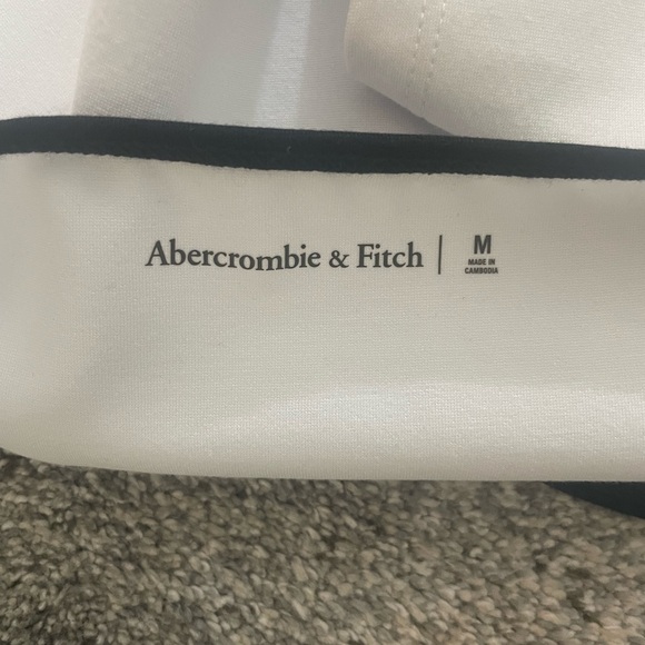 Abercrombie & Fitch Sweetheart Neck Tank Top - Picture 4 of 5